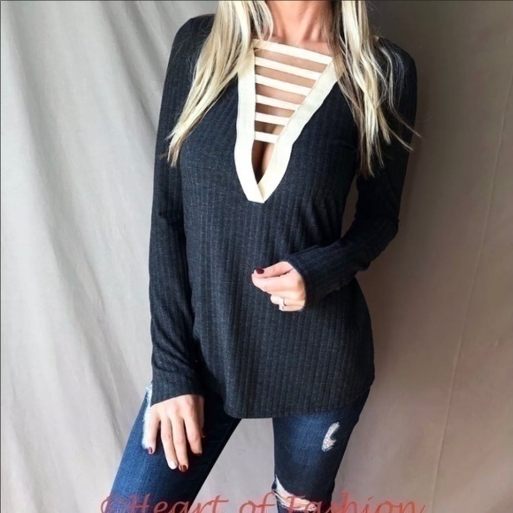 Charcoal Ladder Cutout Thermal Ribbed Knit Top - Picture 3 of 7